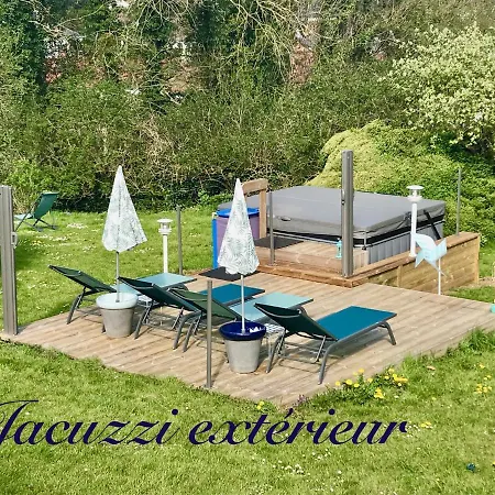 Le Clos Dessyag Hotel