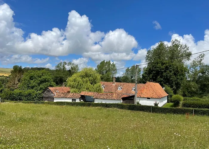 Le Clos Dessyag Hotel