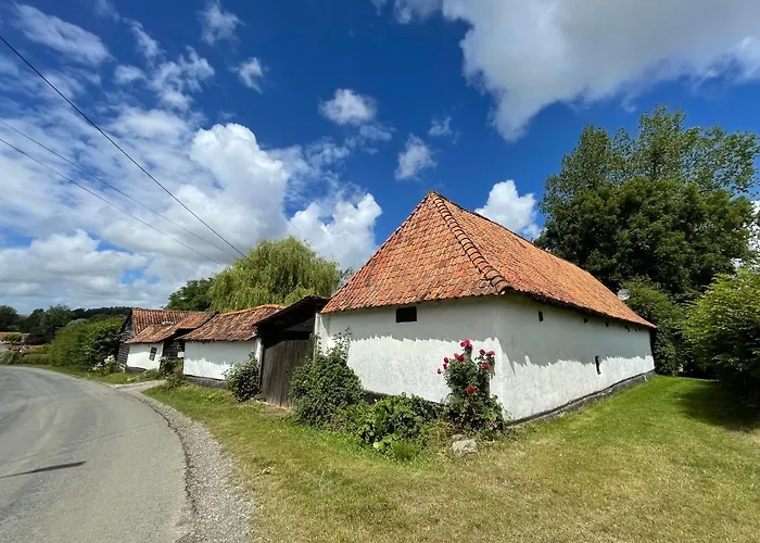 Le Clos Dessyag Hotel