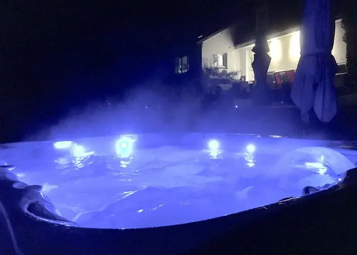 Le Clos Dessyag Hotel Montcavrel