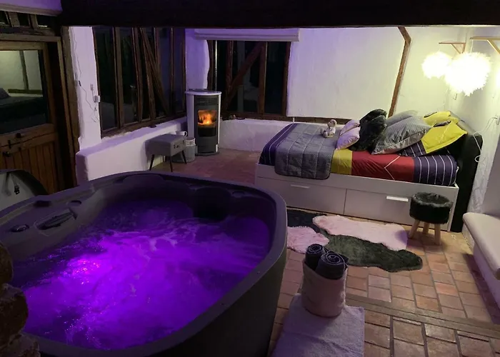 Le Clos Dessyag Hotel 3*